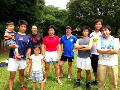 タッチラグビー試合中の様子